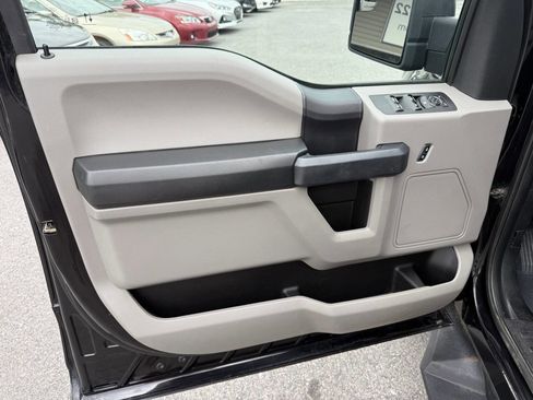 Used 2020 Ford F150 XL w/ Equipment Group 101A Mid image 10