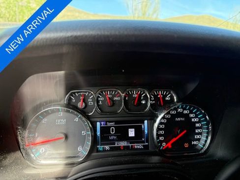 Used 2018 Chevrolet Suburban LT AWD/4WD image 13