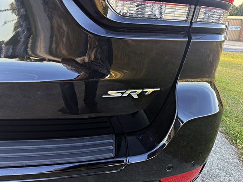 Used 2015 Jeep Grand Cherokee SRT AWD/4WD image 7