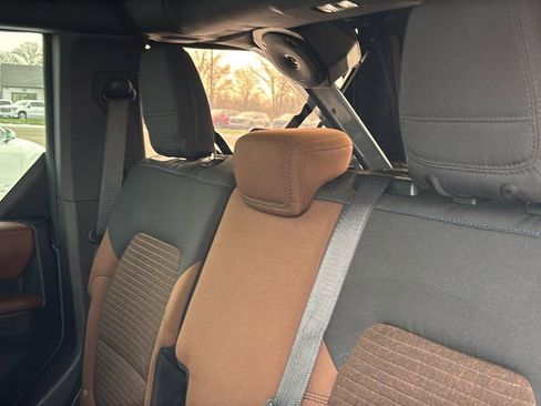 Used 2023 Ford Bronco Outer Banks image 26