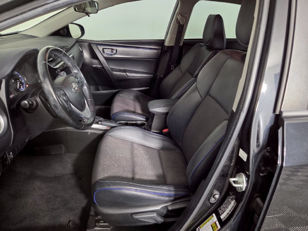 Used 2019 Toyota Corolla SE FWD image 8