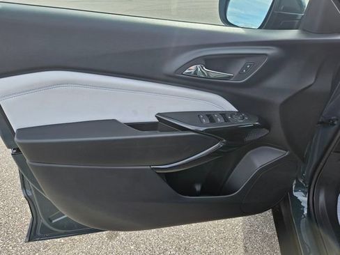 New 2026 Chevrolet Trax LT FWD image 10
