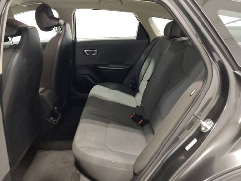 Used 2025 Kia K4 FWD image 18
