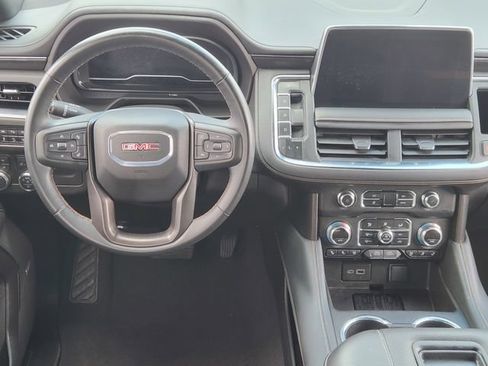 Used 2024 GMC Yukon AT4 w/ AT4 Premium Package AWD/4WD image 23