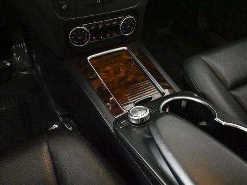 Used 2013 Mercedes-Benz GLK 350 4MATIC image 13