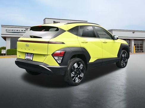 Used 2024 Hyundai Kona SEL AWD/4WD image 5