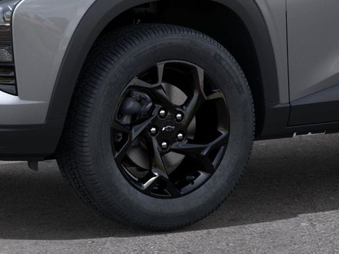 New 2026 Chevrolet Trax LT w/ Driver Confidence Package FWD image 9