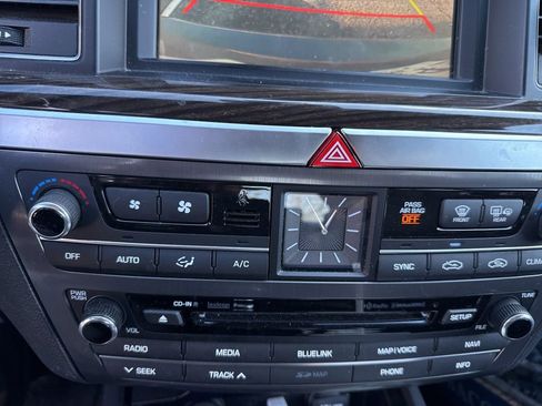 Used 2017 Genesis G80 3.8 w/ Option Group 02 image 12