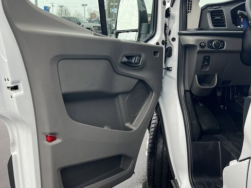 New 2026 Ford Transit 250 148 Medium Roof Extended AWD image 27