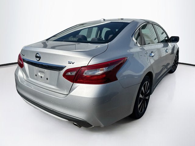 Used 2018 Nissan Altima 2.5 SV FWD image 6