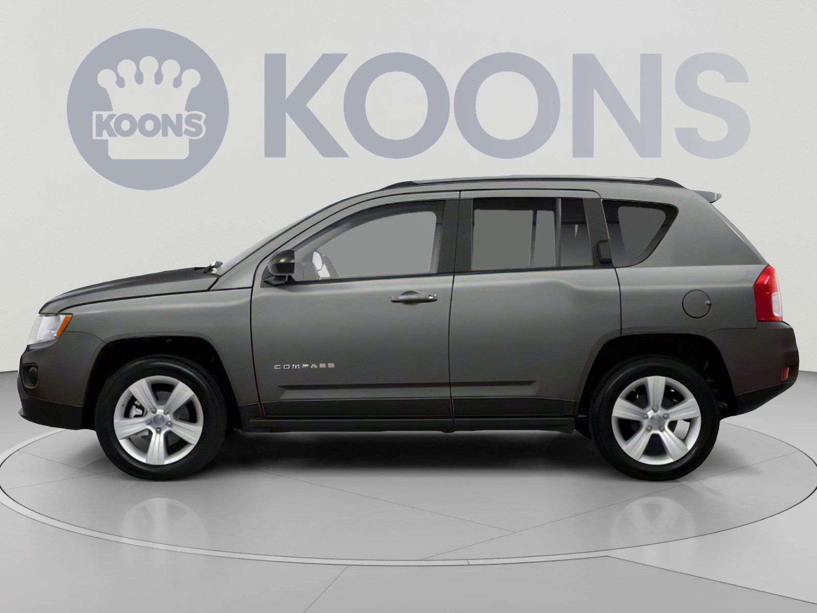 Used 2013 Jeep Compass Limited w/ Sun/Sound Group AWD/4WD image 4