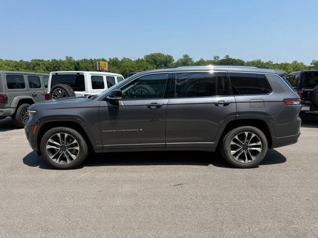 Used 2021 Jeep Grand Cherokee L Overland w/ Luxury Tech Group IV AWD/4WD image 6