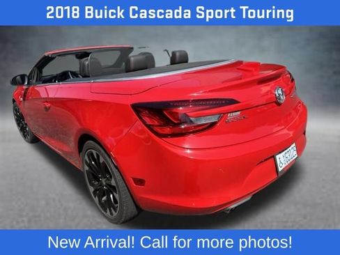 Used 2018 Buick Cascada Sport Touring w/ Dark Effects Package FWD image 4