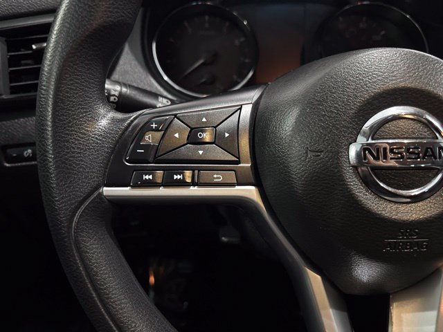 Used 2020 Nissan Rogue S FWD image 15
