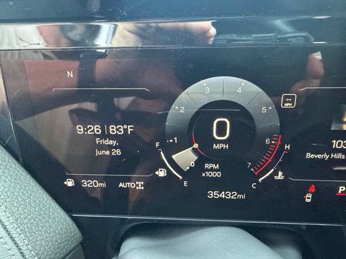 Used 2025 GMC Yukon Denali AWD/4WD image 20