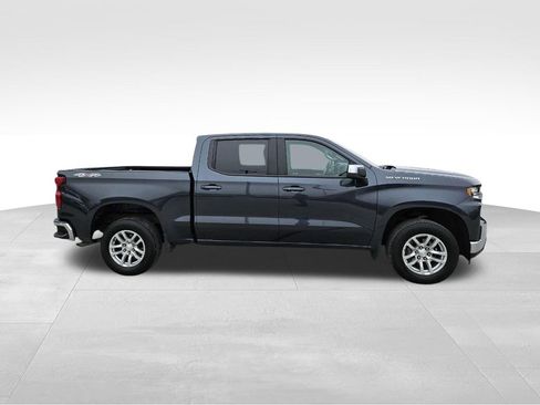 Used 2022 Chevrolet Silverado 1500 LT AWD/4WD image 5