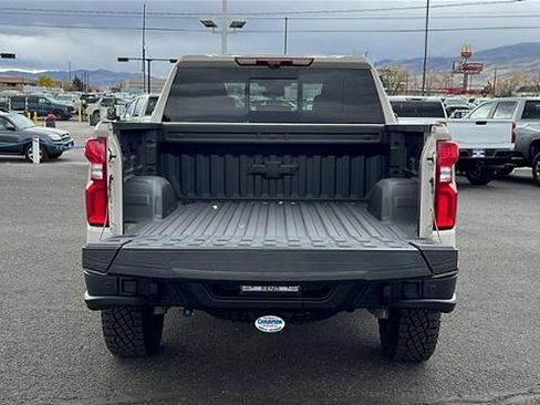 New 2026 Chevrolet Silverado 1500 ZR2 w/ ZR2 Bison Edition image 7