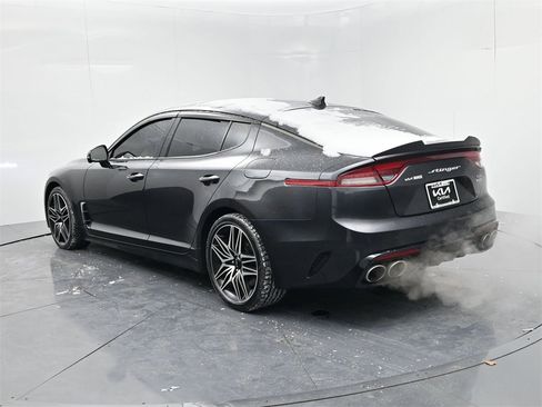 Certified 2022 Kia Stinger GT2 image 6