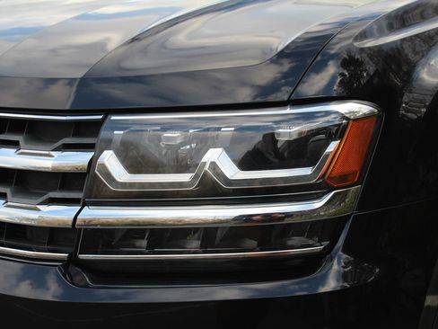 Used 2018 Volkswagen Atlas SE AWD/4WD image 36