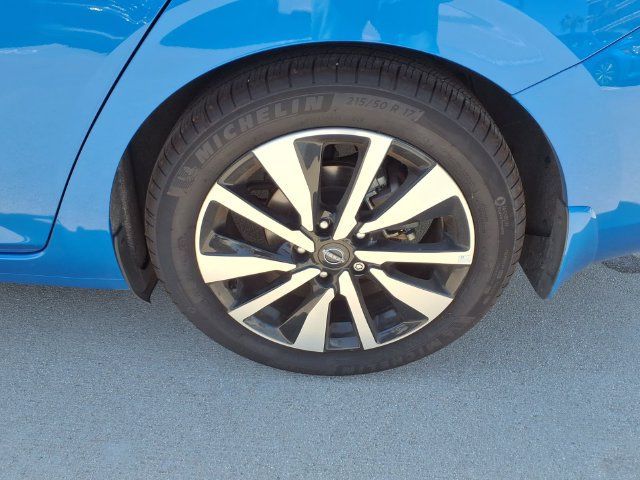 Certified 2025 Nissan Sentra SV w/ SV Premium Package FWD image 19