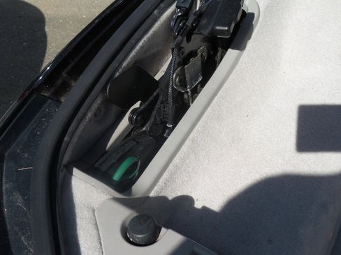 Used 2003 Lexus SC 430 Convertible image 30