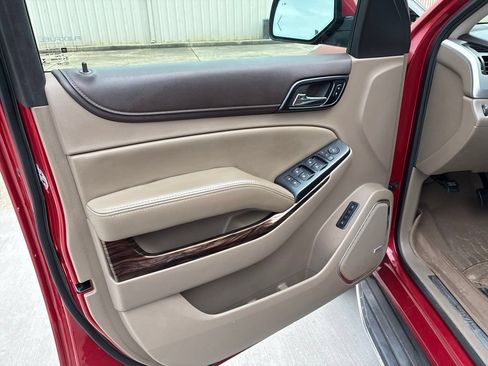 Used 2015 GMC Yukon SLT w/ HD Trailering Package RWD image 18
