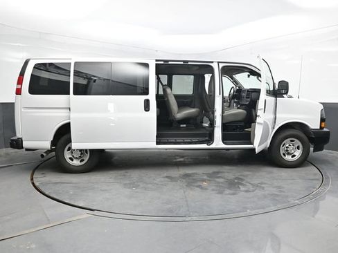 Used 2024 Chevrolet Express 3500 LS RWD image 55