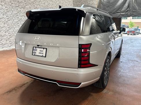 New 2026 Hyundai Palisade Calligraphy FWD image 7