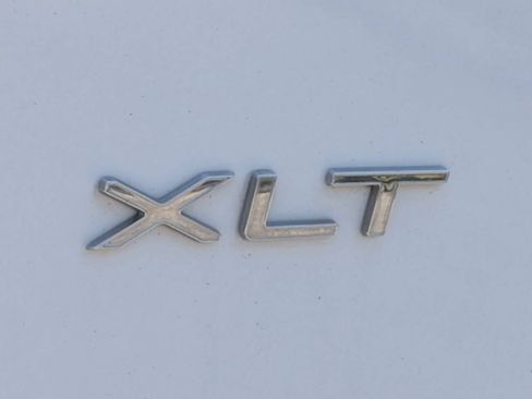 Used 2023 Ford Transit 350 XLT RWD image 12