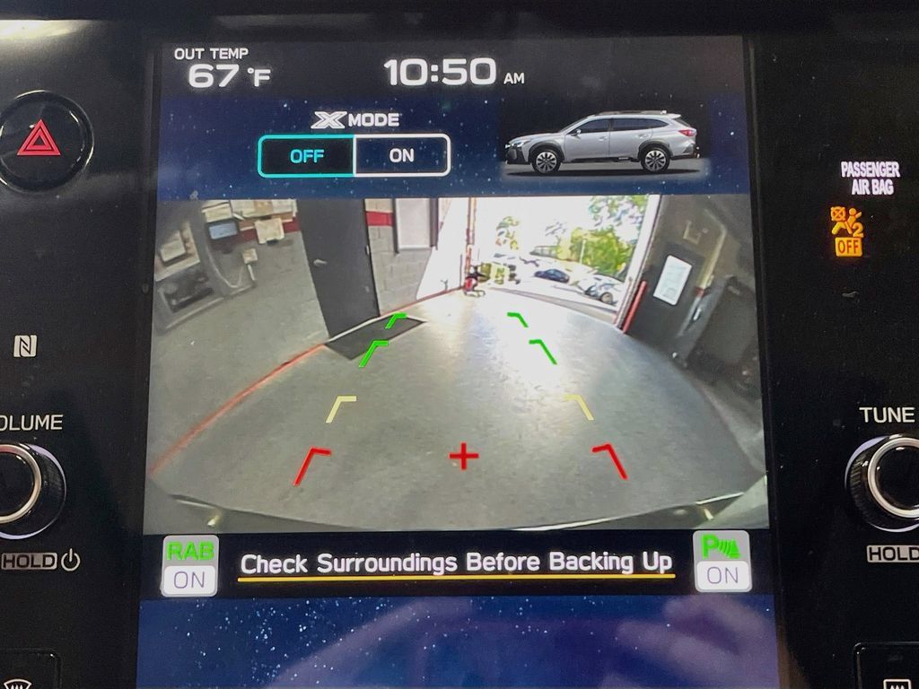 Used 2025 Subaru Outback Limited AWD/4WD image 14