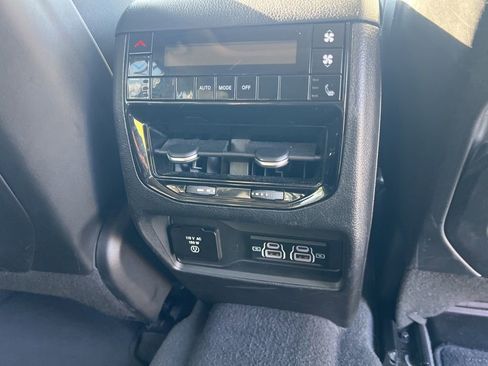 Used 2021 Jeep Grand Cherokee L Limited w/ Trailer Tow Group (B) AWD/4WD image 41