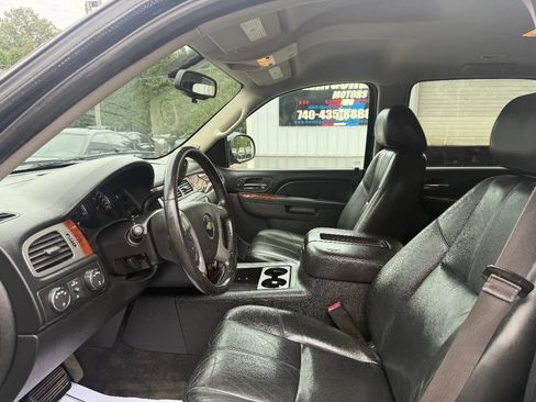 Used 2013 Chevrolet Suburban LT AWD/4WD image 16