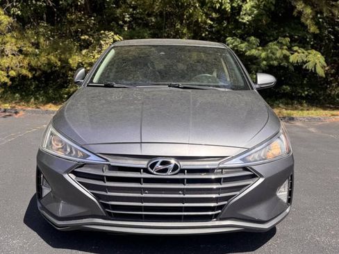 Used 2019 Hyundai Elantra SEL FWD image 8