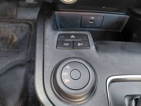 Used 2019 Ford Ranger XL w/ Equipment Group 101A Mid AWD/4WD image 25