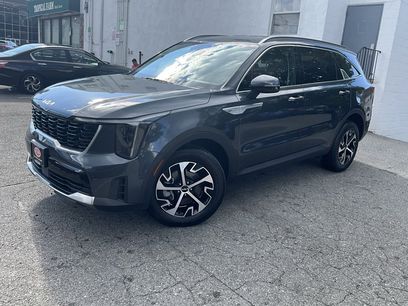 Used 2025 Kia Sorento S
