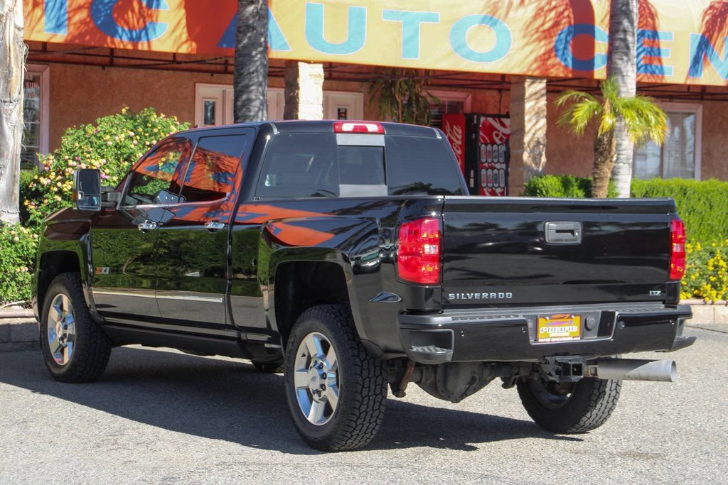 Used 2016 Chevrolet Silverado 2500 LTZ w/ Duramax Plus Package AWD/4WD image 7