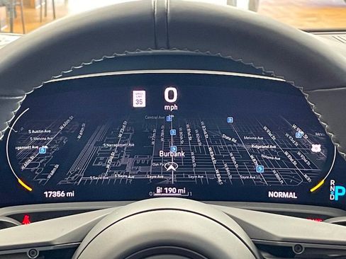 Used 2023 Porsche Taycan Turbo image 39