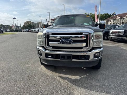 Used 2015 Ford F250 Lariat w/ Chrome Package AWD/4WD image 2