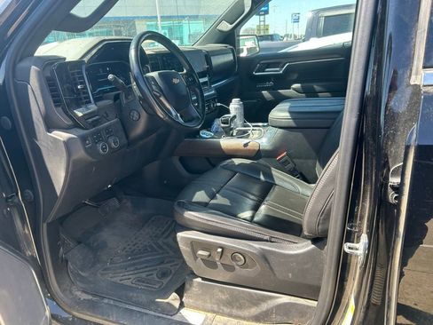 Used 2023 Chevrolet Silverado 1500 High Country w/ Technology Package image 6