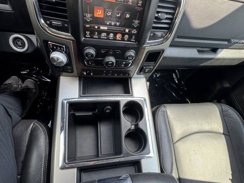 Used 2014 RAM 1500 Laramie w/ Convenience Group AWD/4WD image 27