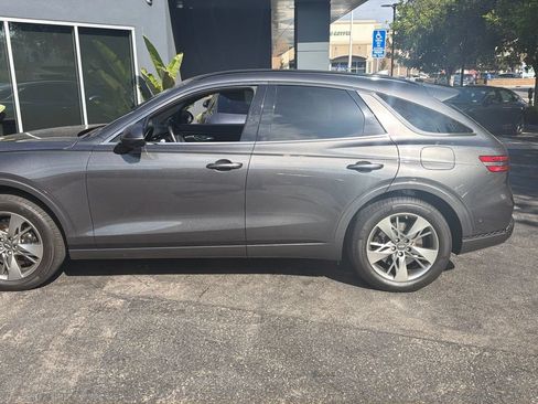 Used 2023 Genesis GV70 3.5T Sport w/ Sport Advanced Package AWD/4WD image 4