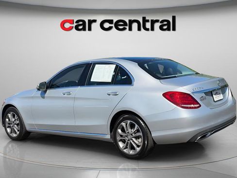 Used 2016 Mercedes-Benz C 300 4MATIC Sedan image 3