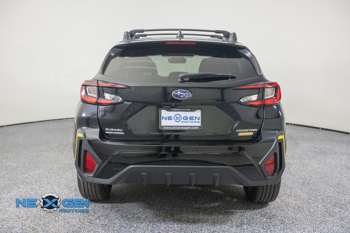 Used 2024 Subaru Crosstrek 2.5i Sport AWD/4WD image 7