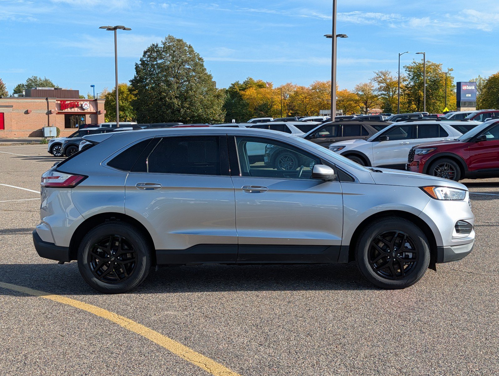 Used 2024 Ford Edge SEL AWD/4WD image 6