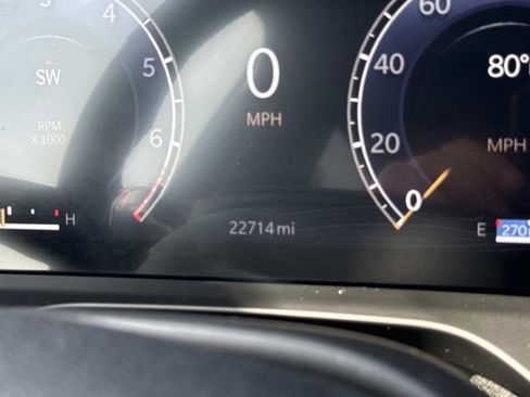 Used 2024 Jeep Grand Cherokee Altitude AWD/4WD image 18