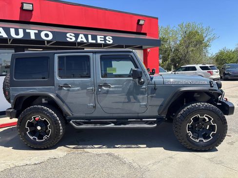 Used 2015 Jeep Wrangler Unlimited Rubicon AWD/4WD image 53