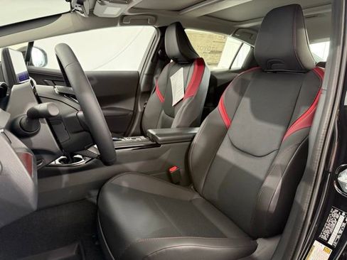 New 2025 Toyota Prius Plug-In Hybrid FWD image 26