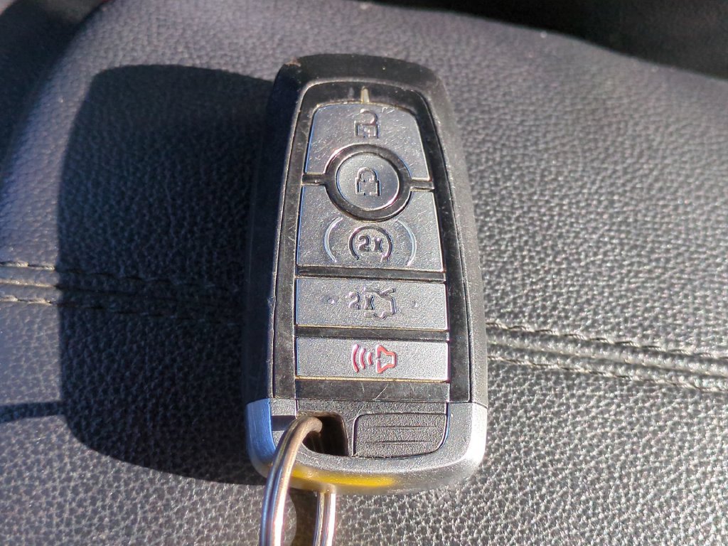 Used 2021 Ford Mustang GT Premium w/ Ford Safe & Smart Package RWD image 31