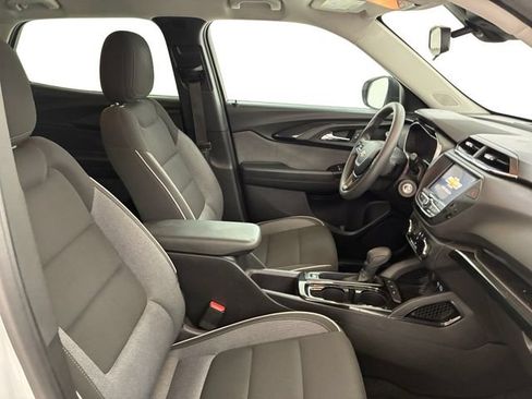 Used 2021 Chevrolet TrailBlazer LS FWD image 14
