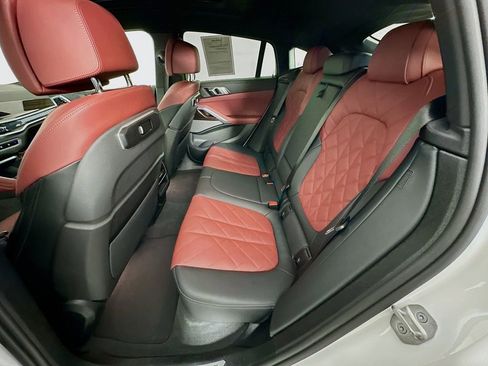 Used 2026 BMW X6 xDrive40i image 32